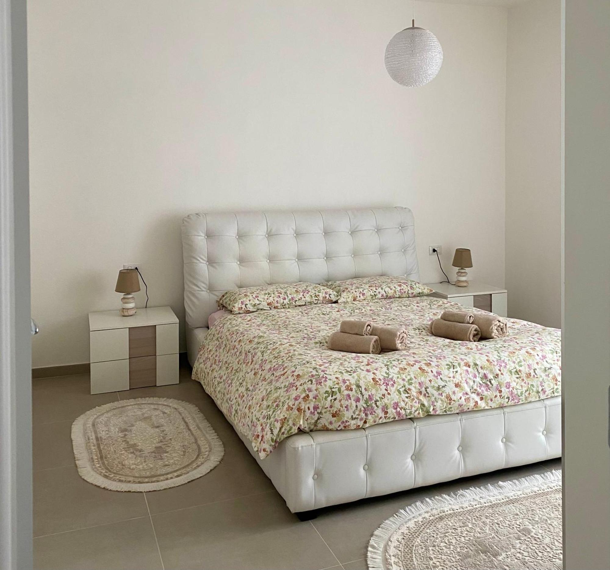 Luna Apartment Verbania Zewnętrze zdjęcie